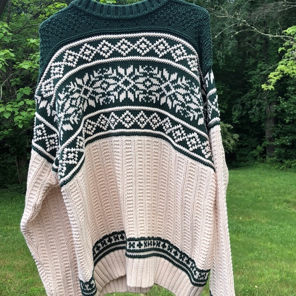 Gap Cotten Snowflake Pattern Sweater - Picture 7 of 15